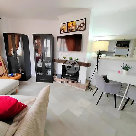 Puerto Marina - Scandinavian 1 Bedroom * 베날마데나코스타